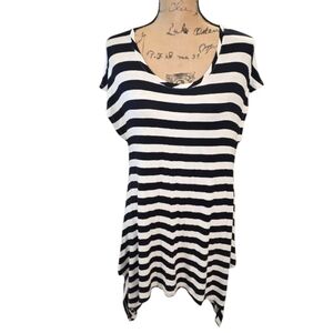 Chico's Size 1 Medium Black and White Striped Women's‎ Top Tunic
